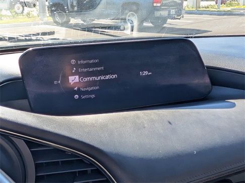 Used 2019 MAZDA MAZDA3 Hatchback w/ Premium Package image 19