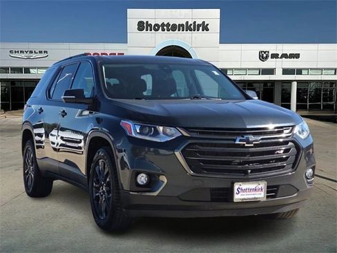 Used 2021 Chevrolet Traverse RS image 1