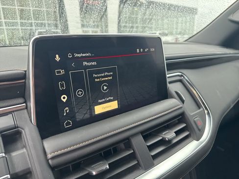 Used 2023 GMC Yukon AT4 w/ Technology Package image 2