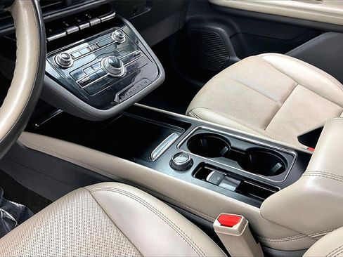 Used 2022 Lincoln Corsair FWD w/ Premium Package image 15