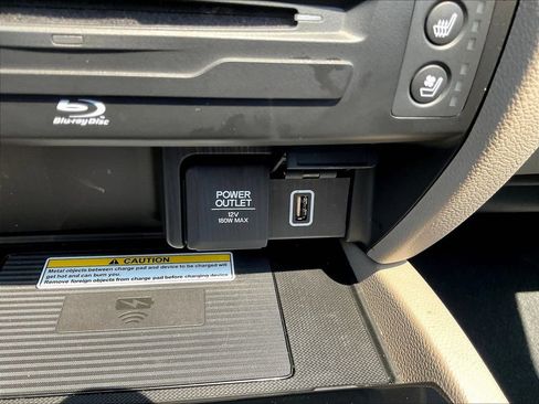 Used 2022 Honda Pilot Elite image 18