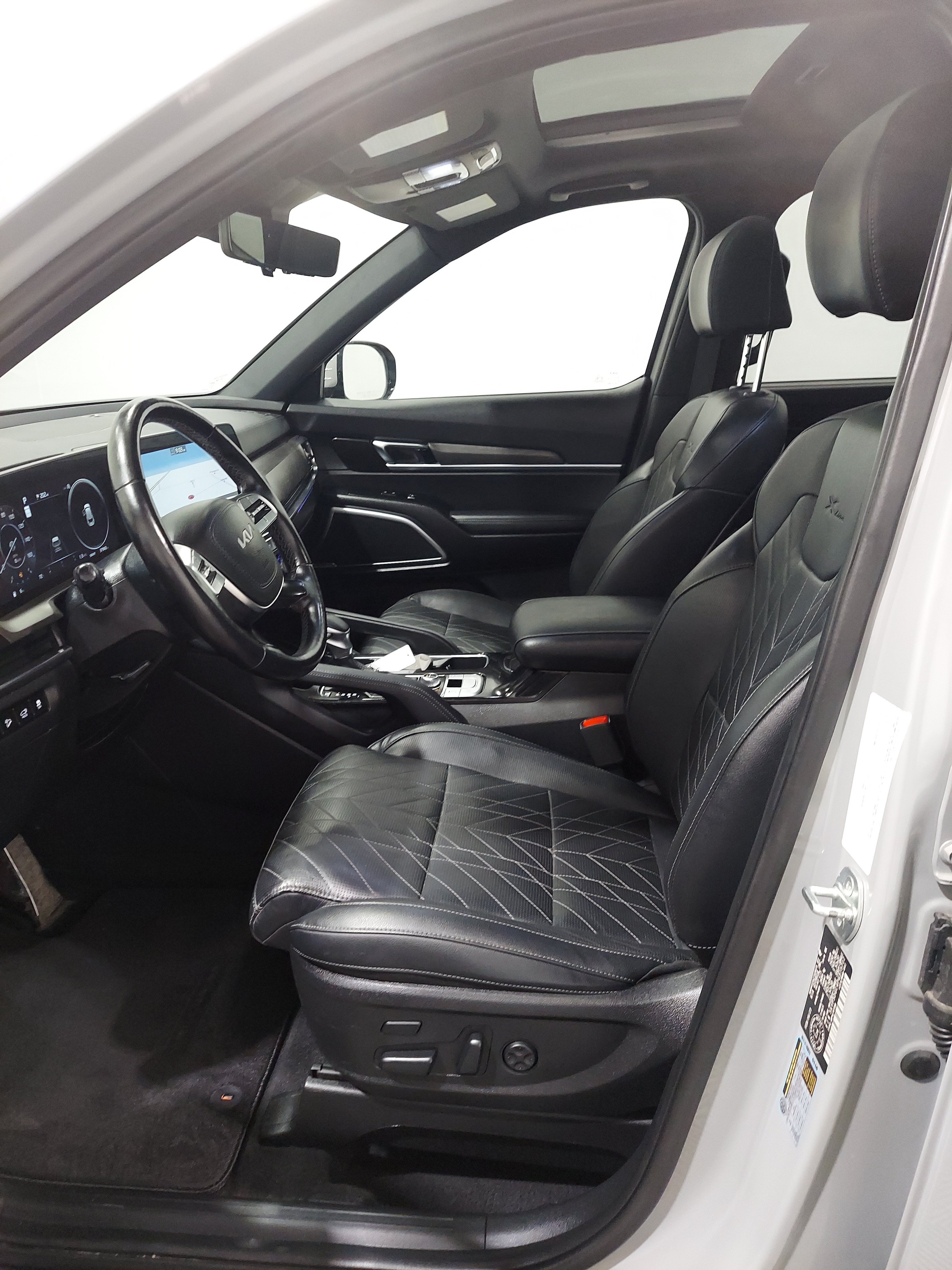 Used 2023 Kia Telluride SX X-Line AWD/4WD image 12