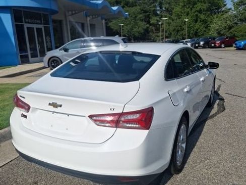 Used 2022 Chevrolet Malibu LT FWD image 6