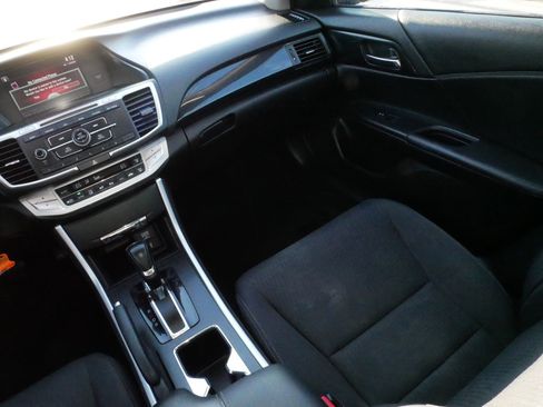 Used 2014 Honda Accord Sport image 11