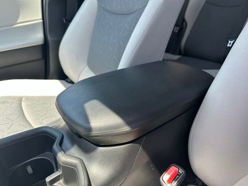 Used 2023 Toyota RAV4 XLE w/ Convenience Package AWD/4WD image 31