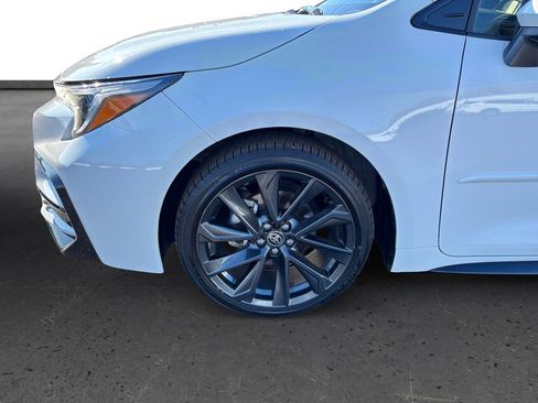 Used 2025 Toyota Corolla Hybrid Sedan image 13