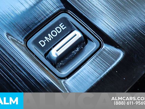 Certified 2025 Nissan Rogue Platinum w/ Tech Package image 40