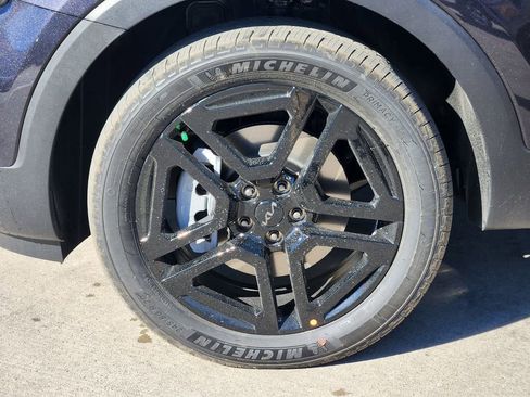 New 2025 Kia Telluride SX Prestige X-Line AWD/4WD image 7
