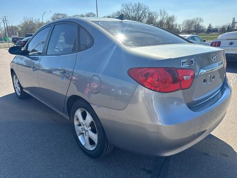 Used 2010 Hyundai Elantra SE FWD image 9