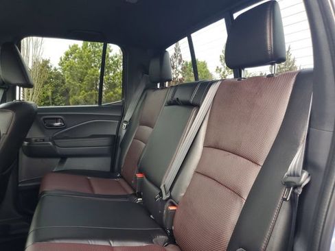 New 2026 Honda Ridgeline Black Edition image 9