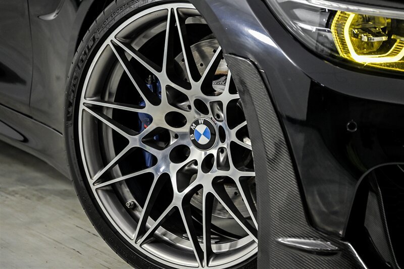 Used 2020 BMW M4 Coupe w/ Competition Package RWD image 3