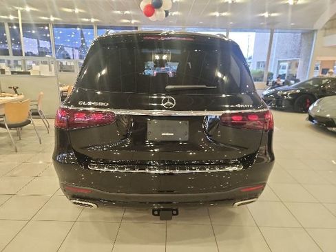Used 2026 Mercedes-Benz GLS 580 4MATIC image 6