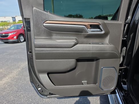 Certified 2024 Chevrolet Silverado 1500 LT RWD image 14