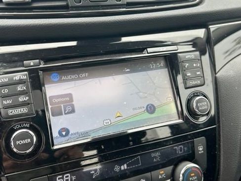 Used 2018 Nissan Rogue Sport SL w/ SL Premium Package AWD/4WD image 8
