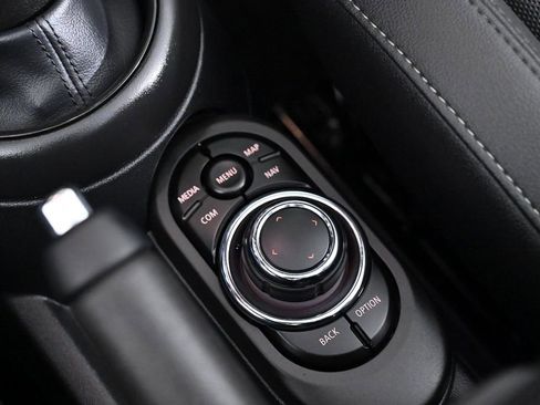 Used 2024 MINI Cooper S image 25