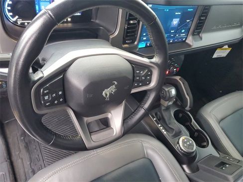 Used 2023 Ford Bronco Outer Banks image 12