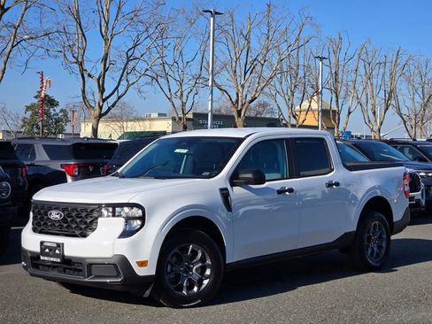 New 2025 Ford Maverick XLT image 2