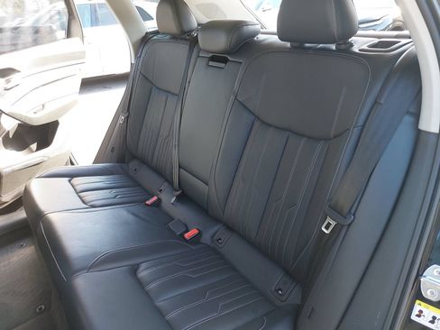 Used 2019 Audi e-tron Prestige AWD/4WD image 14