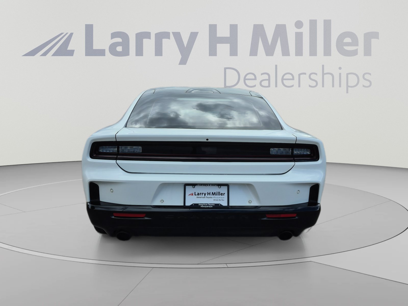 Used 2026 Dodge Charger R/T AWD/4WD image 4