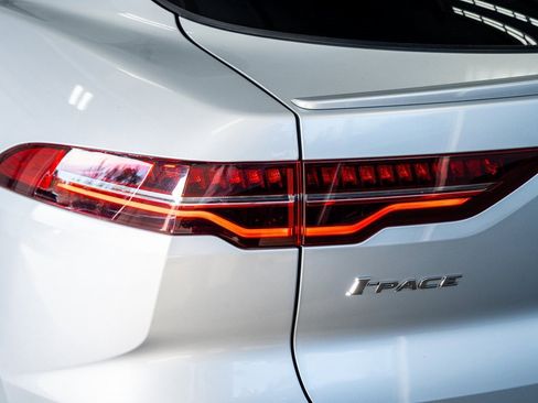 Used 2020 Jaguar I-PACE S image 24