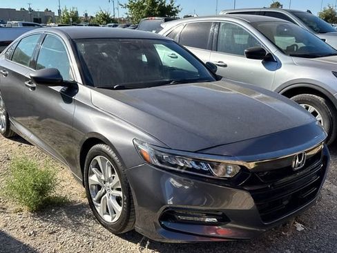 Used 2018 Honda Accord Sport image 2
