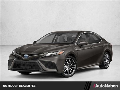 Used 2023 Toyota Camry SE w/ Cold Weather Package