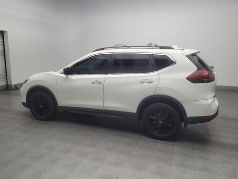 Used 2018 Nissan Rogue SV AWD/4WD image 3