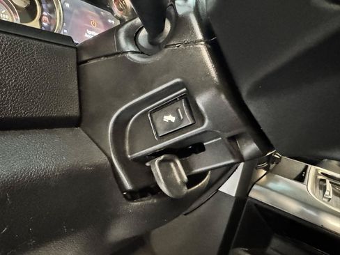 Used 2017 RAM 2500 Limited AWD/4WD image 12