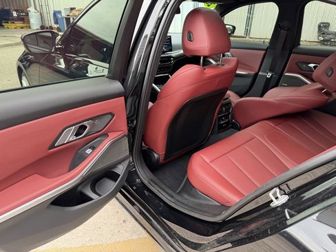 Used 2025 BMW M340i xDrive w/ Premium Package image 28