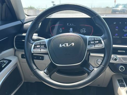 Used 2025 Kia Telluride S FWD image 23