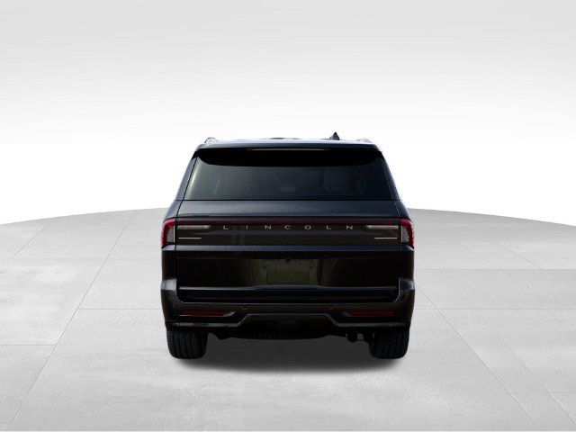 New 2027 Lincoln Navigator Reserve AWD/4WD image 8