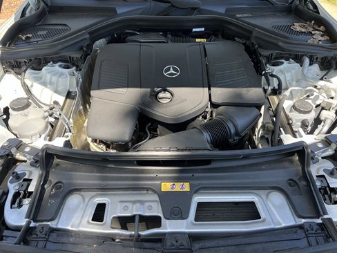 Certified 2025 Mercedes-Benz GLC 300 4MATIC image 36