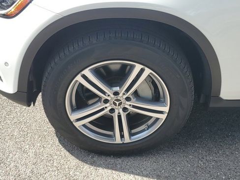 Used 2022 Mercedes-Benz GLC 300 image 11