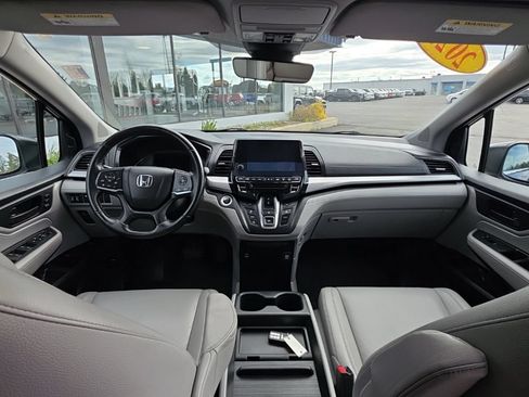 Used 2023 Honda Odyssey EX-L image 18
