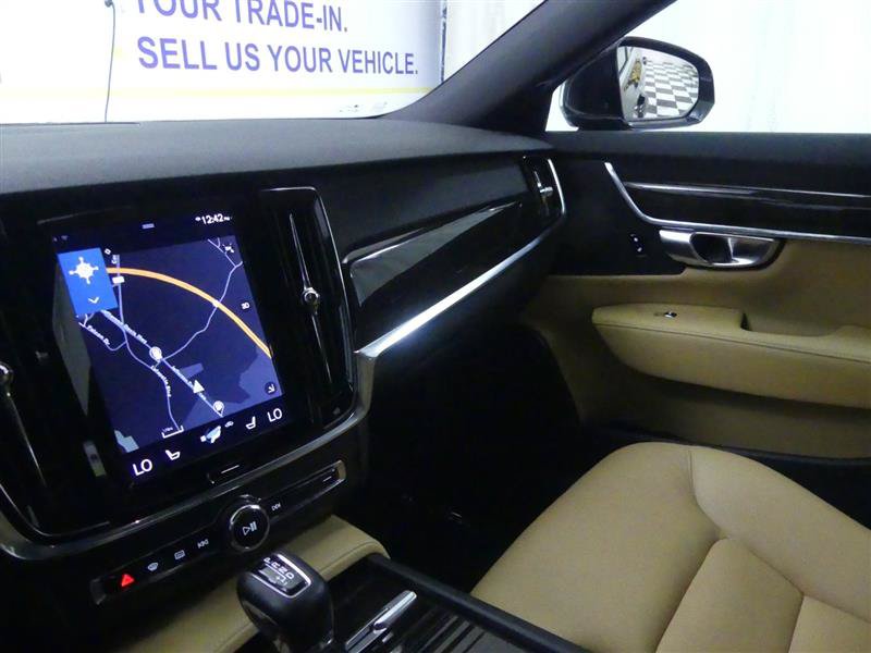 Used 2024 Volvo S60 B5 Plus w/ Climate Package AWD/4WD image 15