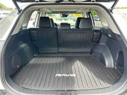 Used 2021 Toyota RAV4 Limited AWD/4WD image 26