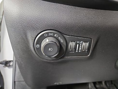 Used 2024 Jeep Compass Latitude AWD/4WD image 27
