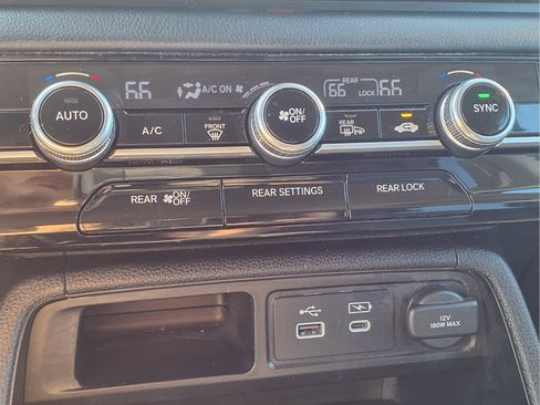 Certified 2024 Honda Pilot EX-L image 19