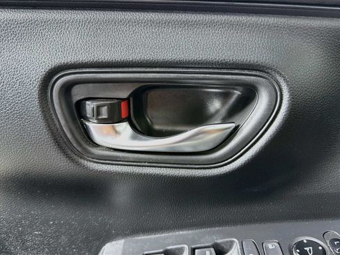 Used 2023 Honda HR-V LX image 27
