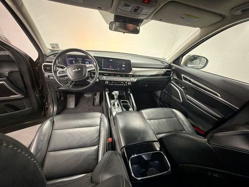 Used 2024 Kia Telluride S w/ S Sunroof Package FWD image 21