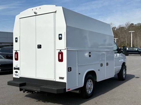 New 2025 Ford E-350 and Econoline 350 Super Duty w/ Power Equipment Group RWD image 5