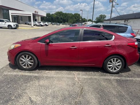 Used 2015 Kia Forte EX FWD image 2