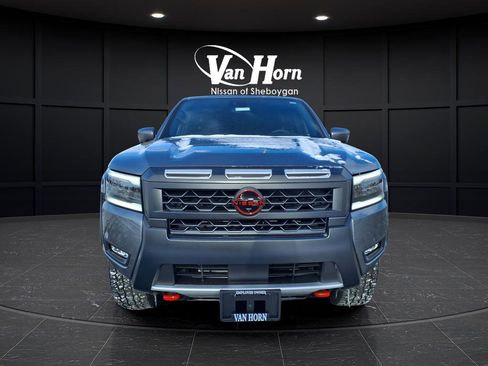 New 2026 Nissan Frontier PRO-4X w/ Pro-4x Convenience Package image 9
