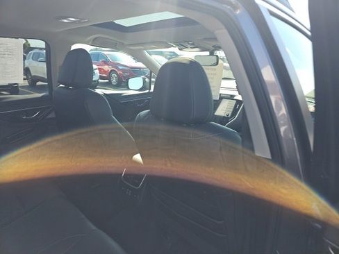 Used 2024 Subaru Outback Limited image 15