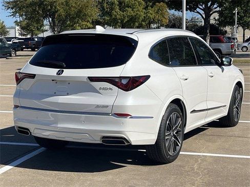 Used 2026 Acura MDX SH-AWD w/ Advance Package image 4