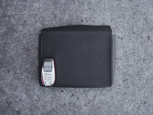 Used 2018 Ferrari 812 Superfast image 80