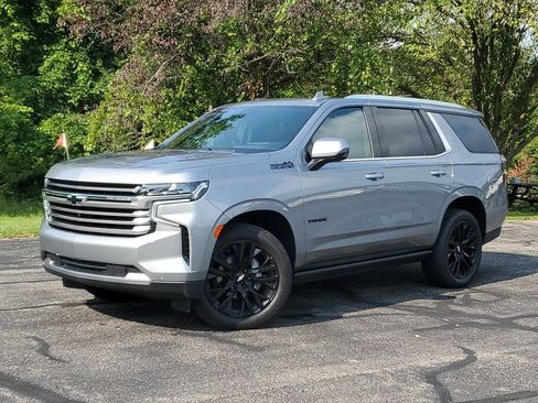Used 2023 Chevrolet Tahoe High Country w/ Premium Package 2 AWD/4WD image 32