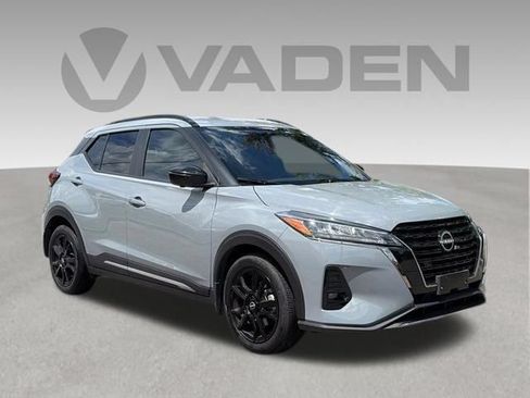 Certified 2024 Nissan Kicks SR FWD image 29