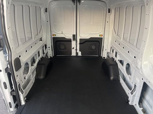 New 2024 Ford Transit 250 148 Medium Roof Extended AWD image 17
