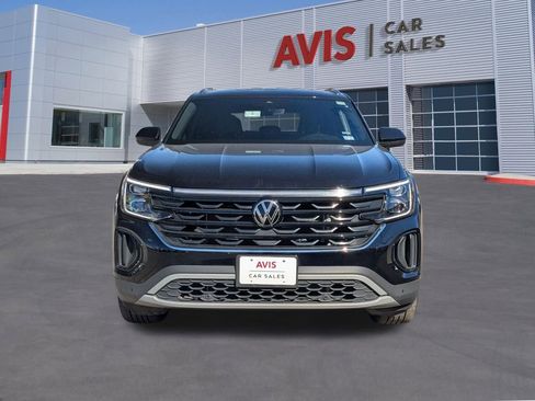 Used 2025 Volkswagen Atlas Cross Sport SE image 10